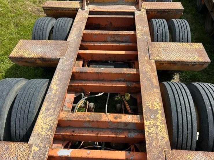 2010-eager-beaver-50gsl/3-50-ton-quad/a-lowboy-112-image-19