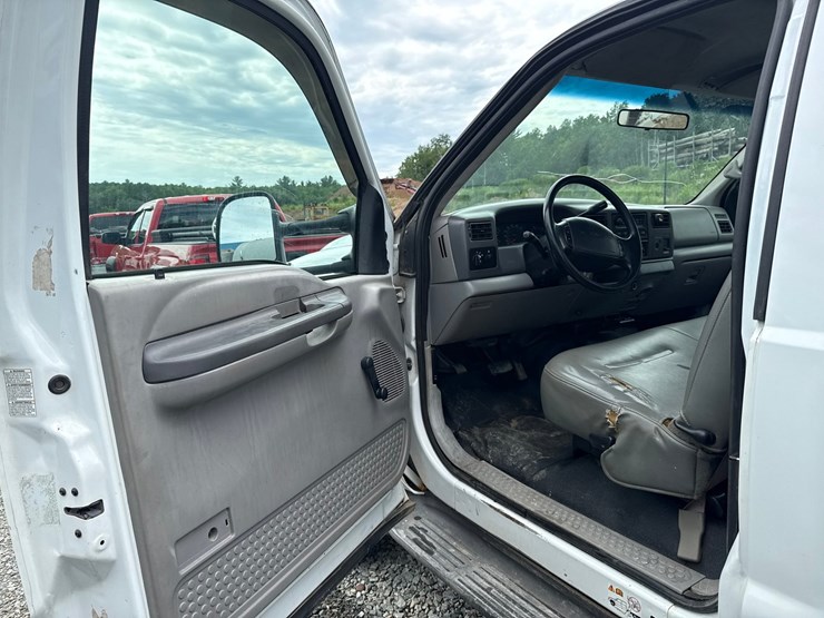 2001-ford-f450-image-63