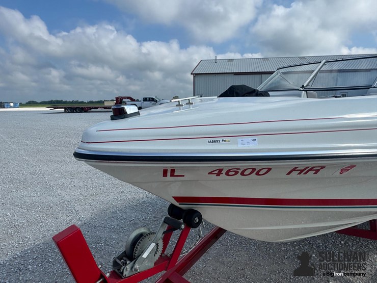 run-#21---1994-rinker-209-special-bow-rider-boat-image-9