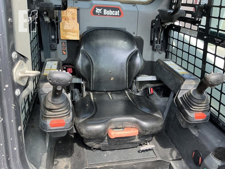 2022-bobcat-t62-image-6