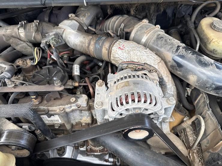 2001-ford-f450-image-16
