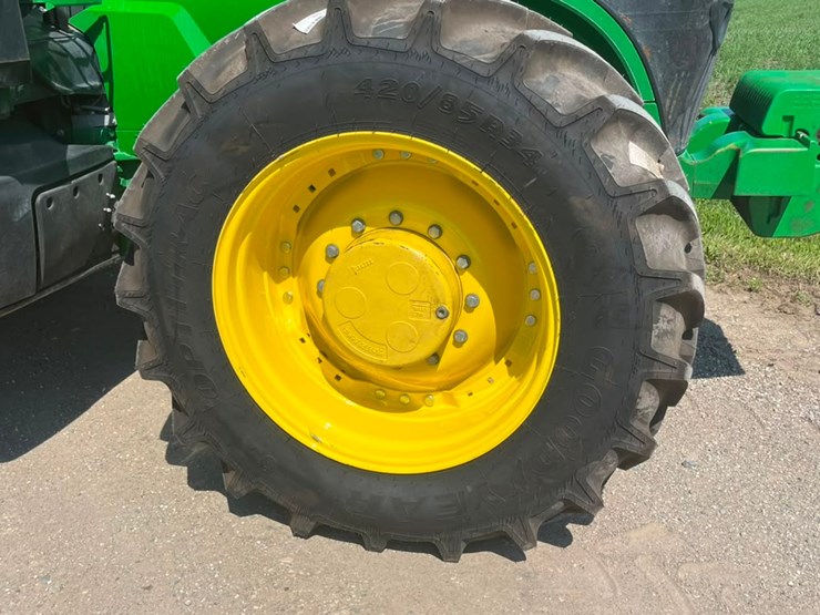 2023-john-deere-7r-210-image-18