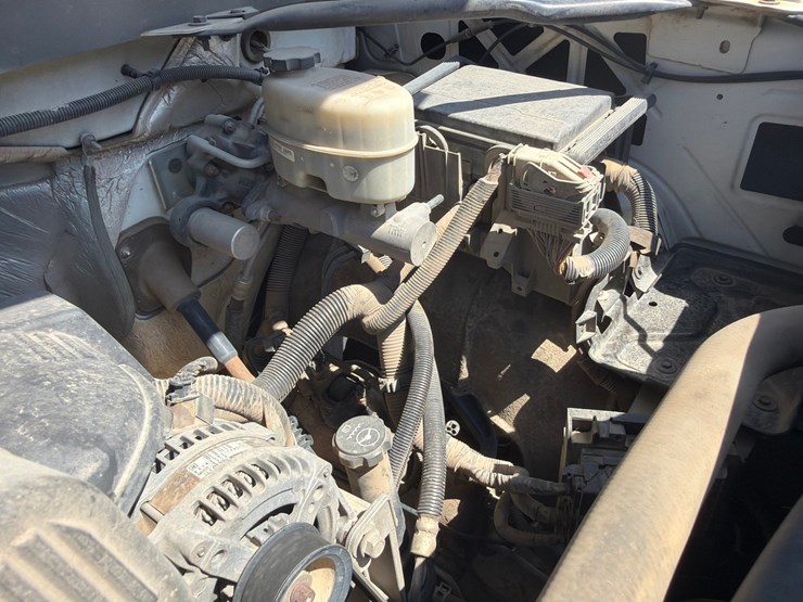 2018-chevrolet-2500-image-45
