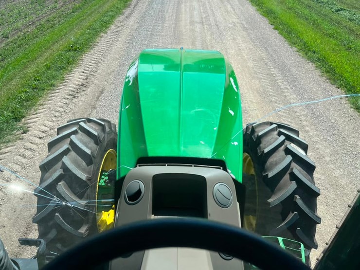 2023-john-deere-7r-210-image-46