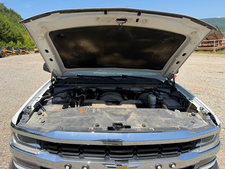 2019-chevrolet-silverado-1500-image-52
