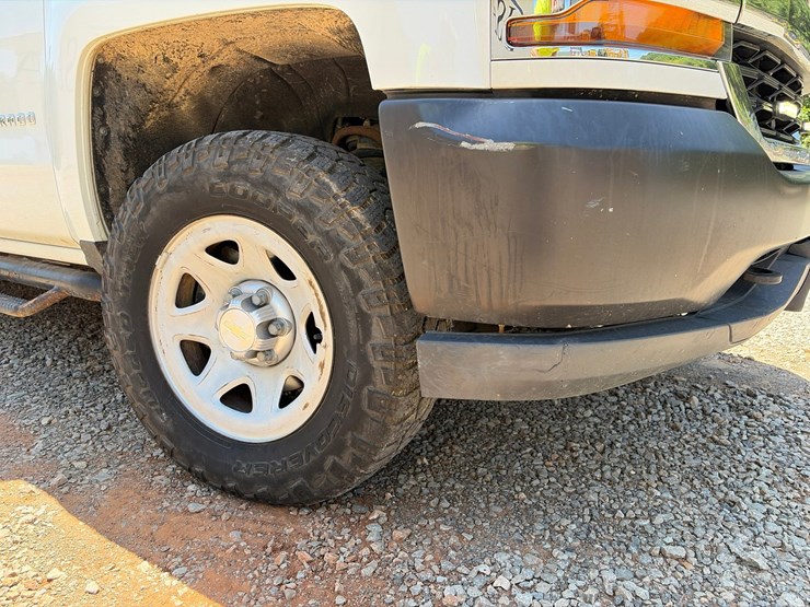 2019-chevrolet-silverado-1500-image-54