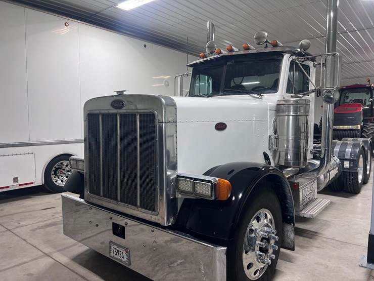 peterbilt-379-image-54