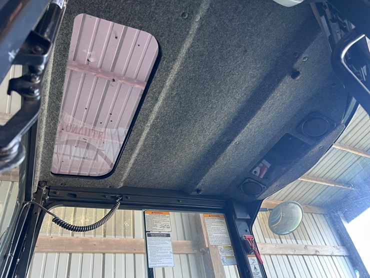 yanmar-vio50-6a-image-20