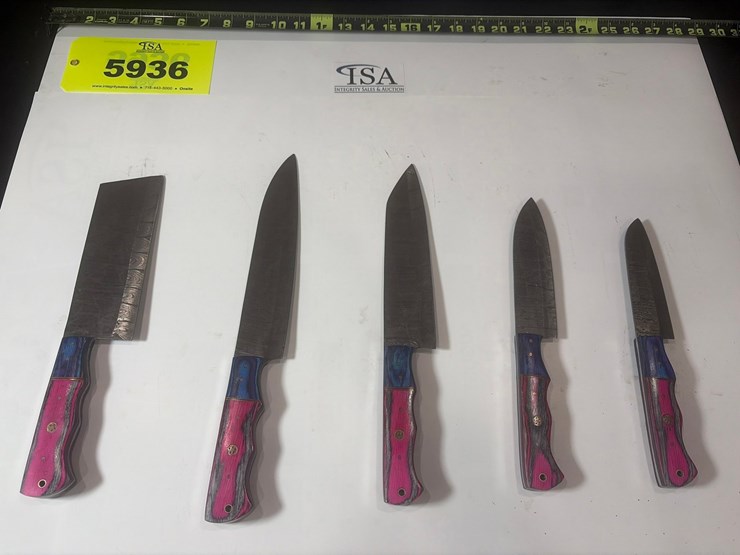 #5936-•-(5)-unused-knives-image-1