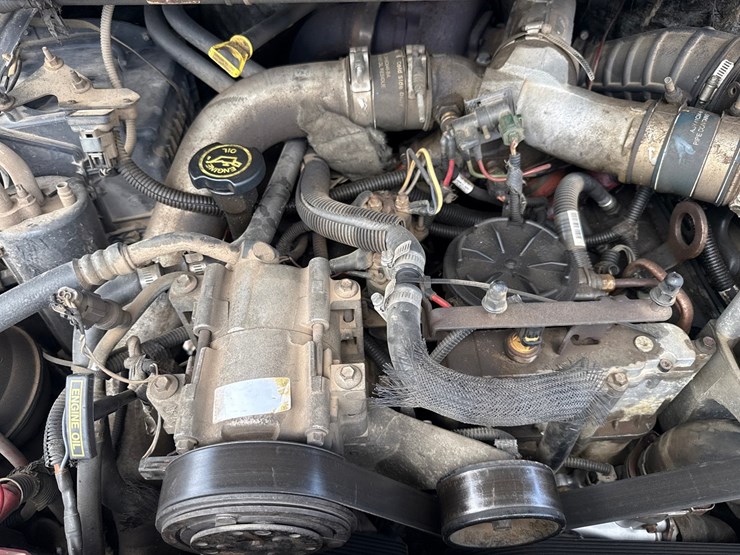 2001-ford-f450-image-15