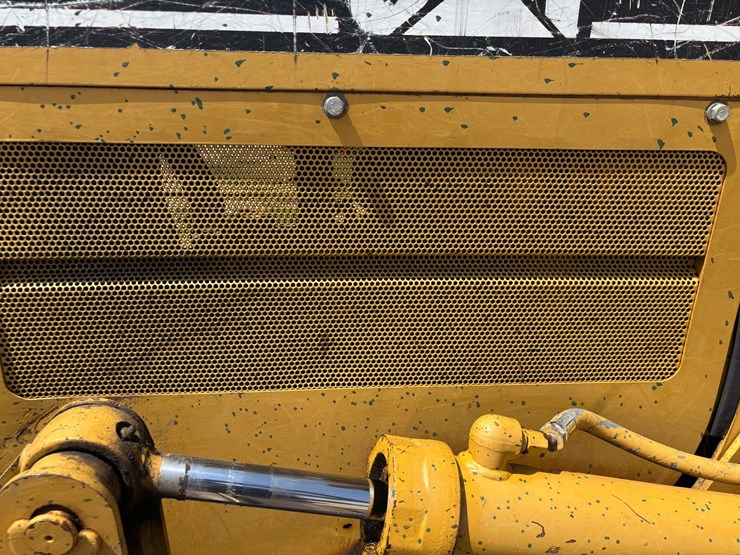 caterpillar-d5c-iii-image-29
