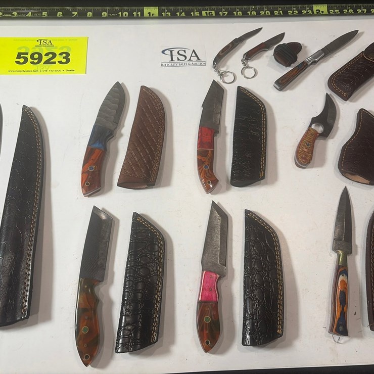 #5923 • (10) Unused Knives