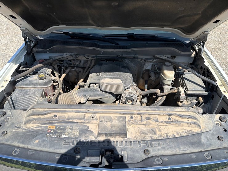 2018-chevrolet-2500-image-41