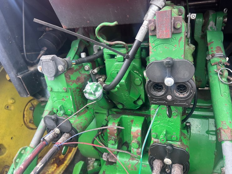 john-deere-4450-image-44