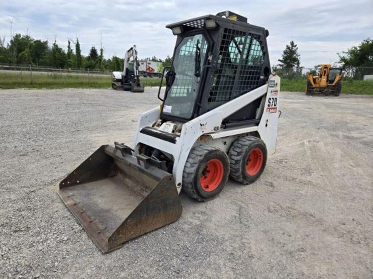 2012-bobcat-s70-image-1