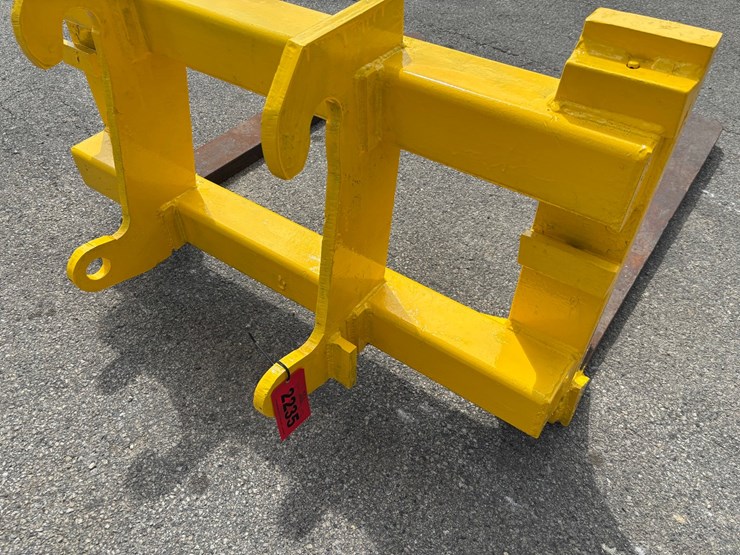 caterpillar-th350b-image-7