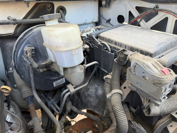 2019-chevrolet-silverado-1500-image-52