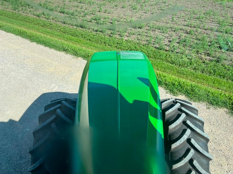 2023-john-deere-7r-210-image-43