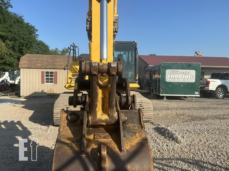 komatsu-pc210-lc-11-image-7