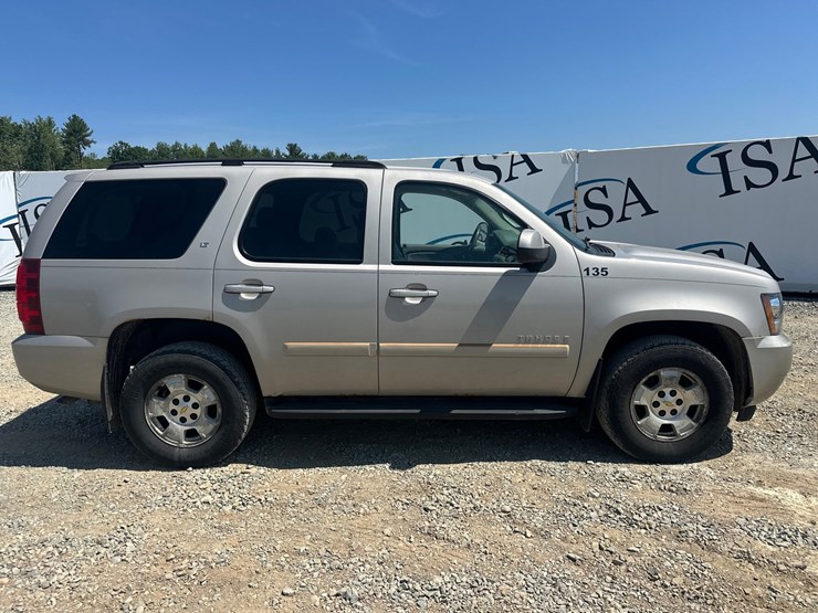 chevrolet-tahoe-image-6