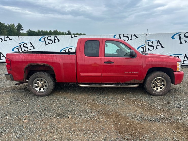 2011-chevrolet-1500-image-6