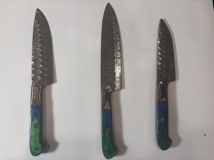 #5932-•-(5)-unused-knives-image-3