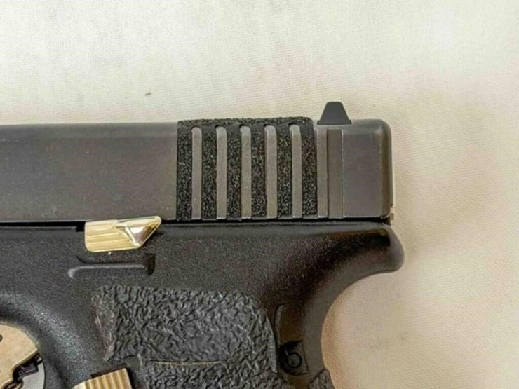 glock-pistol-image-6