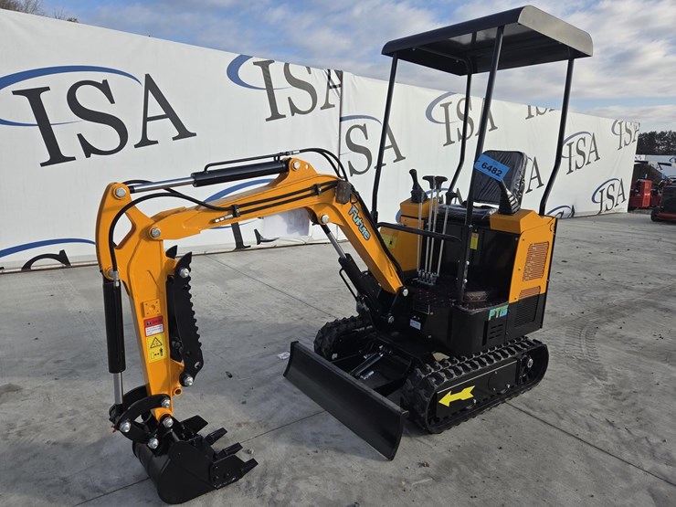 #5092-•-unused-future-ft15-mini-excavator-image-1