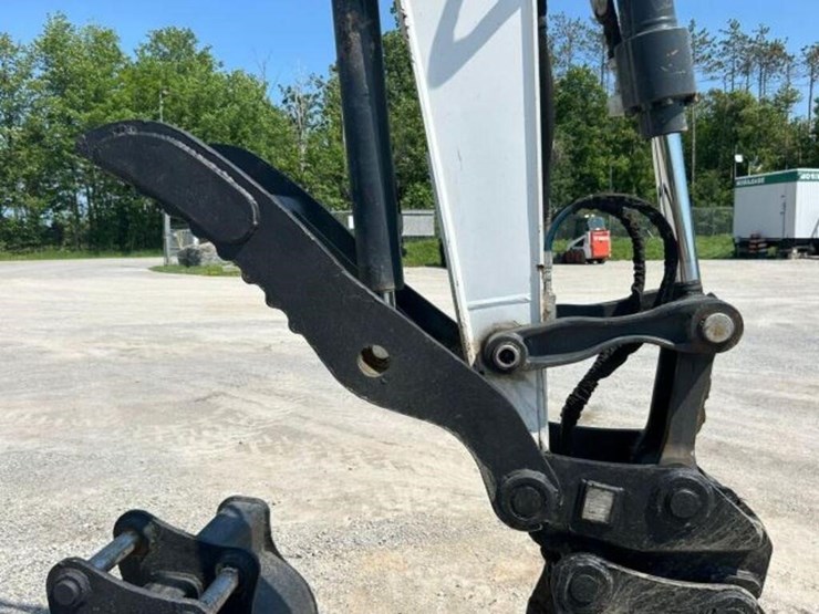 2022-bobcat-e88-image-48