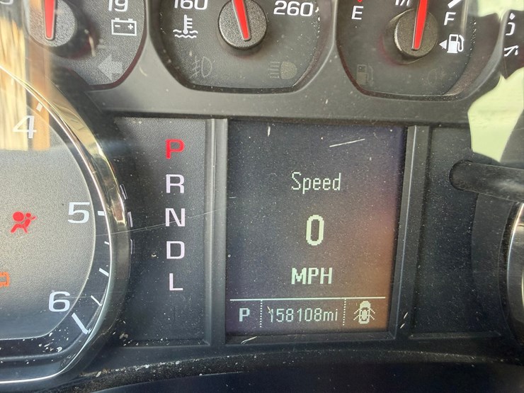 2019-chevrolet-silverado-1500-image-26