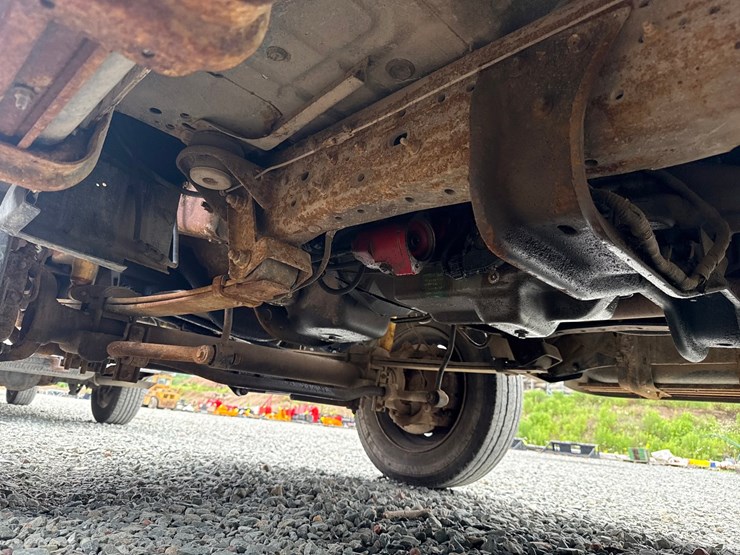 2001-ford-f450-image-55