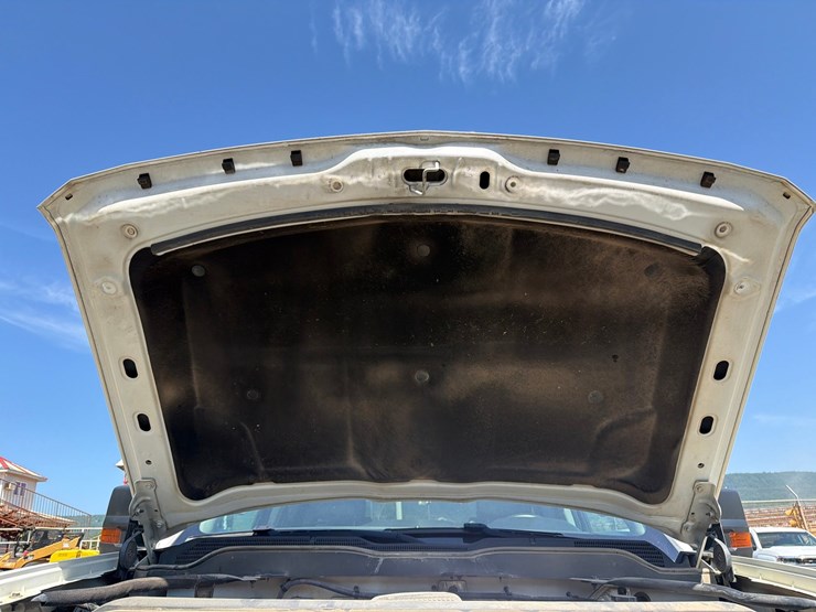 2018-chevrolet-2500-image-39