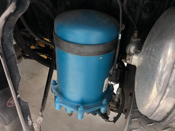 peterbilt-379-image-39
