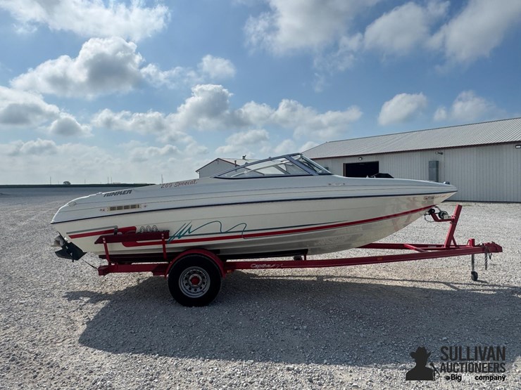 run-#21---1994-rinker-209-special-bow-rider-boat-image-4