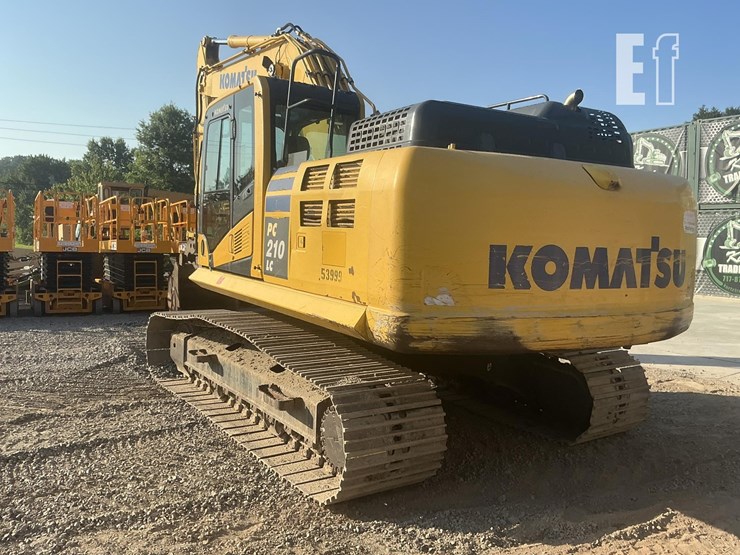komatsu-pc210-lc-11-image-2