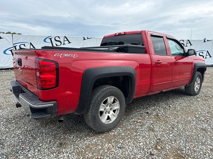 2015-chevrolet-1500-image-5