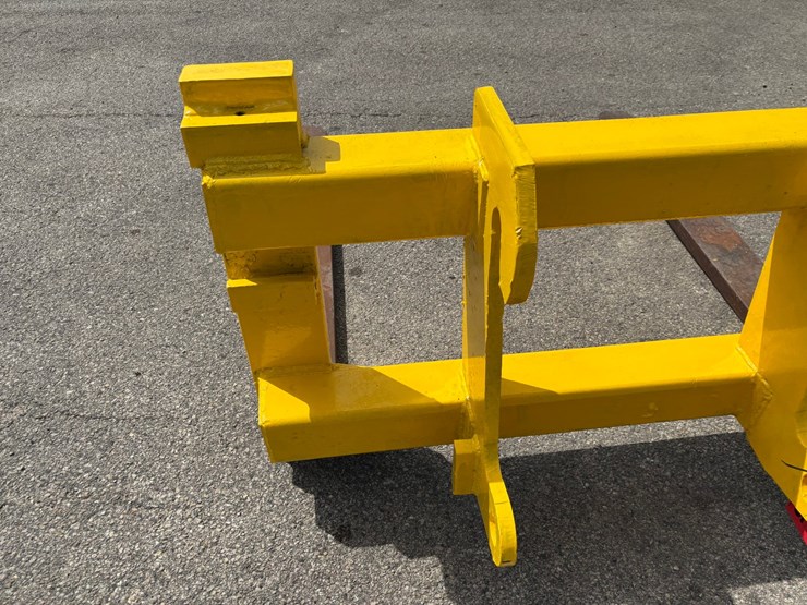 caterpillar-th350b-image-9