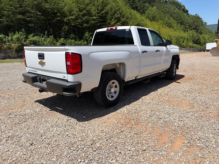 2019-chevrolet-silverado-1500-image-5