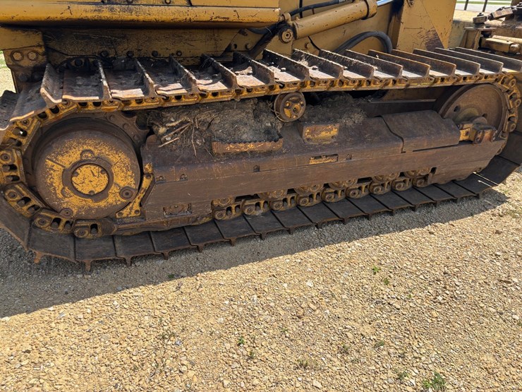 caterpillar-d5c-iii-image-70