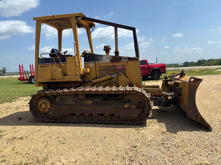 caterpillar-d5c-iii-image-5