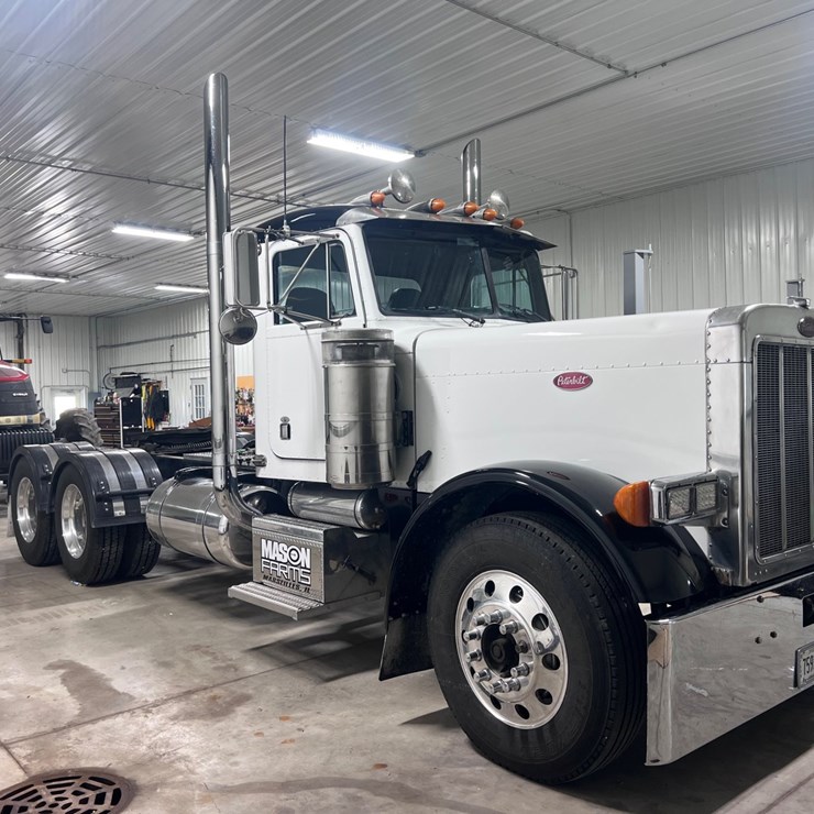 PETERBILT 379