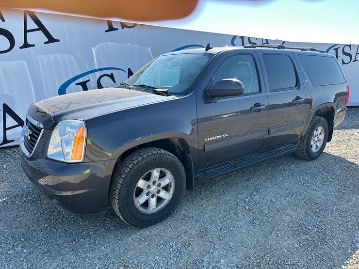 2010-gmc-yukon-image-1