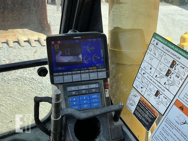 2017-komatsu-pc490-lc-11-image-14