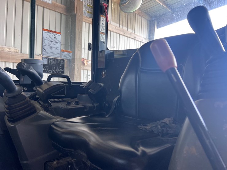 yanmar-vio50-6a-image-19