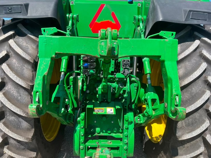 2023-john-deere-7r-210-image-54