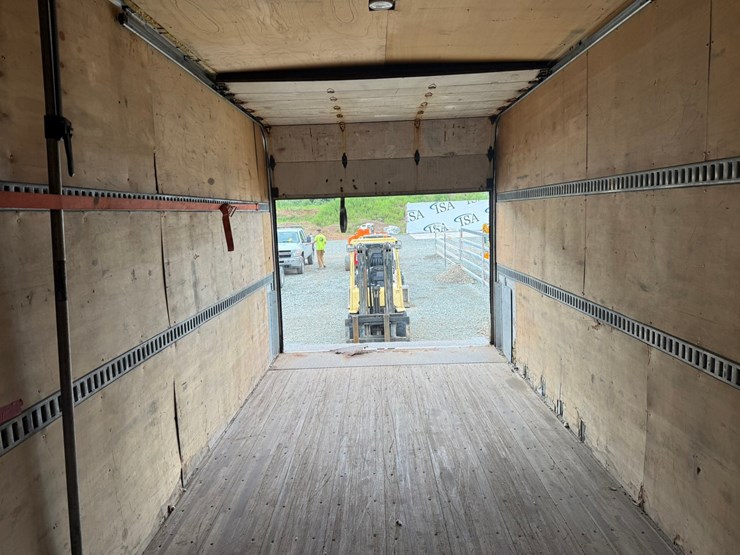 2011-international-durastar-4300-image-62