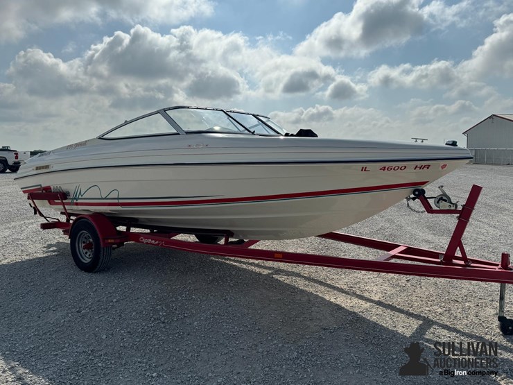 run-#21---1994-rinker-209-special-bow-rider-boat-image-3
