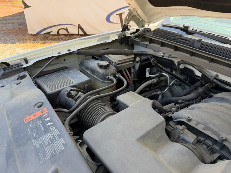 2019-chevrolet-silverado-1500-image-48