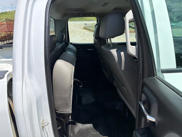 2016-chevrolet-silverado-1500-image-41