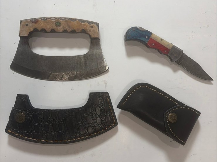 #5901-•-(4)-unused-knives-image-2